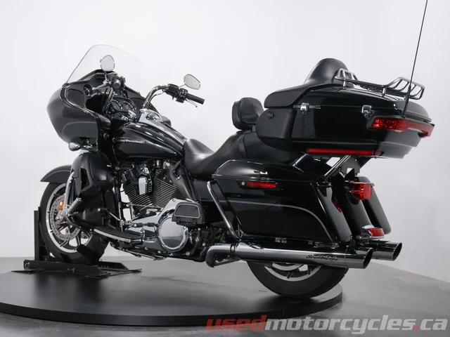 2016 Harley-Davidson, 26 000 km, dovoz Kanada — foto 5 z 5