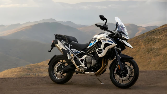 2026 Triumph, 12 km, dovoz Kanada — foto 1