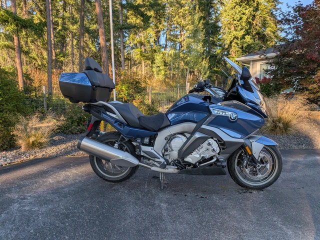 2022 BMW, 19 465 km, dovoz Kanada — foto 4 z 5