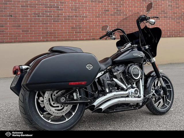 2018 Harley-Davidson, 52 250 km, dovoz Kanada — foto 4 z 5