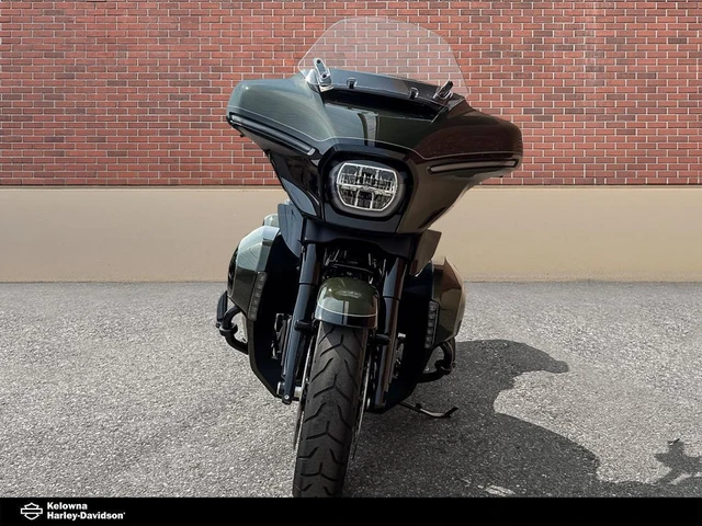 2026 Harley-Davidson, 21 km, dovoz Kanada — foto 2 z 5