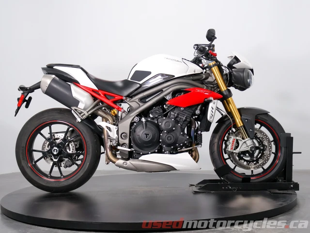 2017 Triumph, 13 056 km, dovoz Kanada — foto 2 z 5