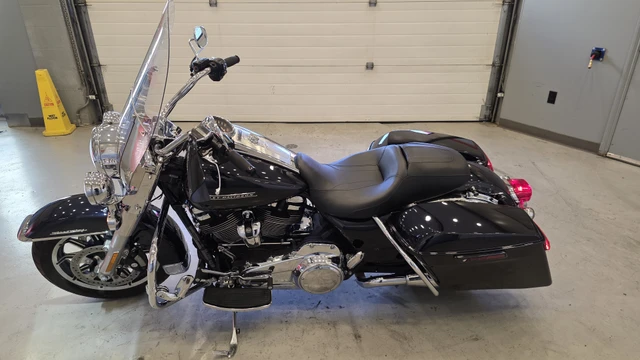 2019 Harley-Davidson, 43 378 km, dovoz Kanada — foto 4 z 5