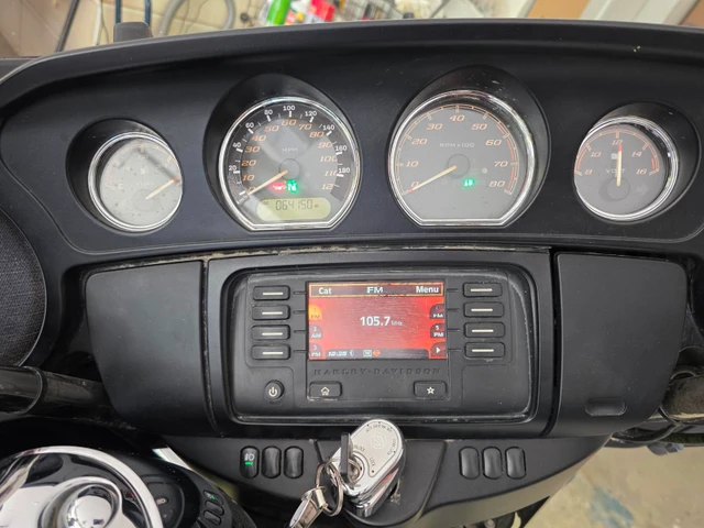 2016 Harley-Davidson, 103 000 km, dovoz Kanada — foto 2 z 5