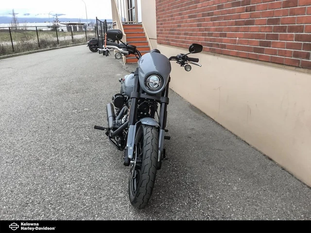 2026 Harley-Davidson, 21 km, dovoz Kanada — foto 2 z 5