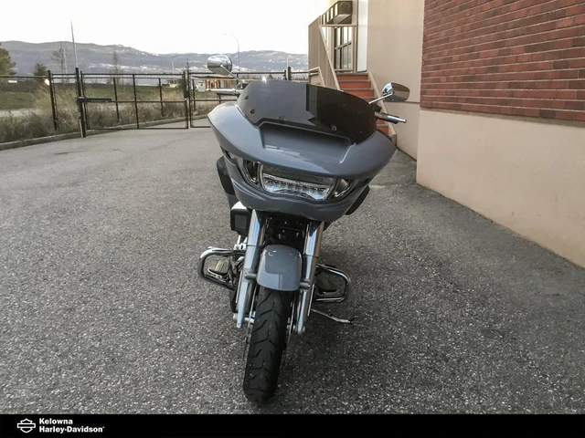2026 Harley-Davidson, 21 km, dovoz Kanada — foto 2 z 5