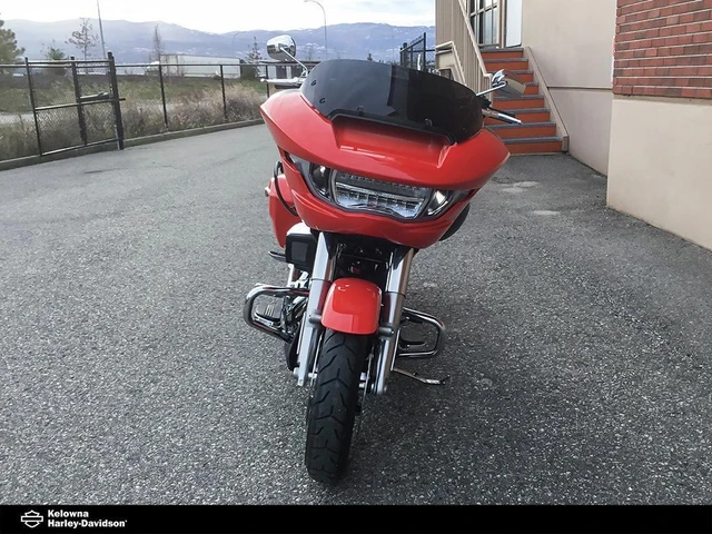 2026 Harley-Davidson, 21 km, dovoz Kanada — foto 2 z 5