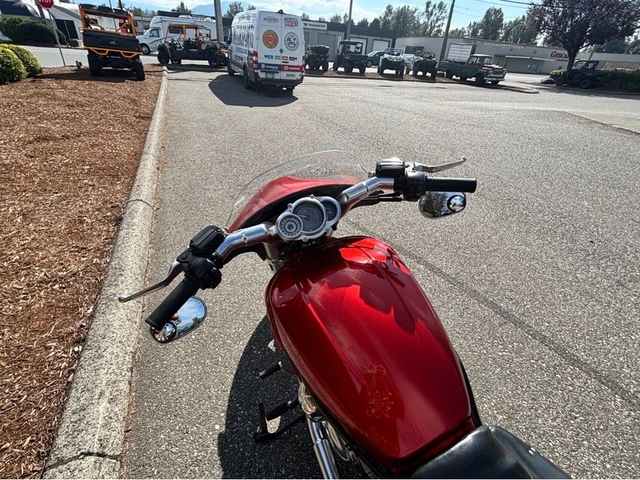 2013 Harley-Davidson, 30 261 km, dovoz Kanada — foto 5 z 5