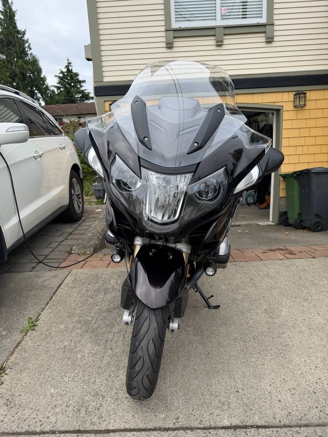 2014 BMW, 100 457 km, dovoz Kanada — foto 2 z 5