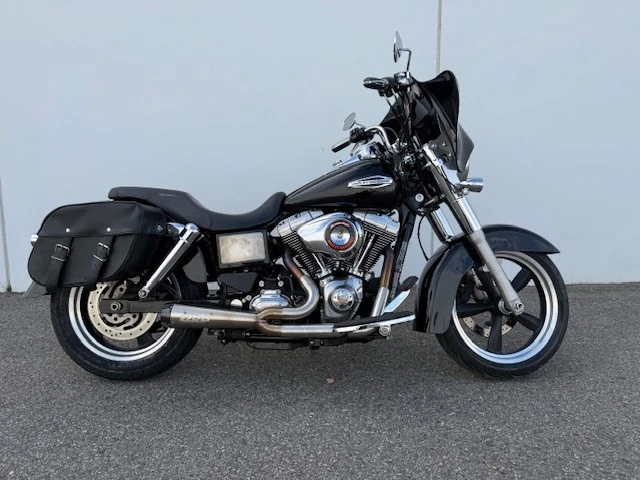 2015 Harley-Davidson, 23 800 km, dovoz Kanada — foto 2 z 5