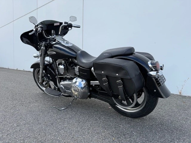 2015 Harley-Davidson, 23 800 km, dovoz Kanada — foto 4 z 5