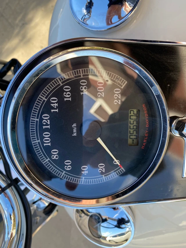 2011 Harley-Davidson, 56 000 km, dovoz Kanada — foto 3 z 5