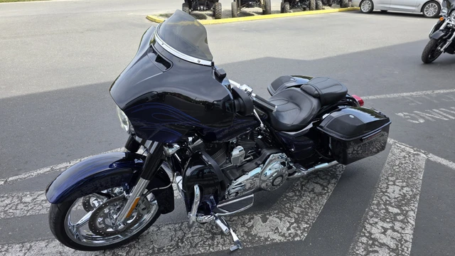 2016 Harley-Davidson, 14 707 km, dovoz Kanada — foto 5 z 5