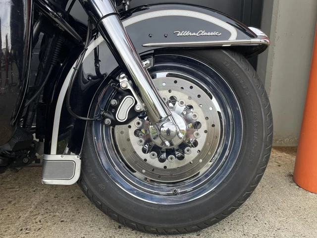 2003 Harley-Davidson, 84 898 km, dovoz Kanada — foto 5 z 5