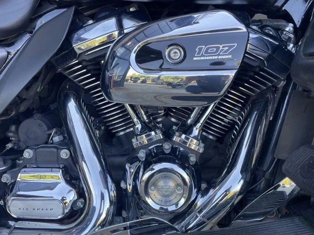 2017 Harley-Davidson, 65 848 km, dovoz Kanada — foto 4 z 5