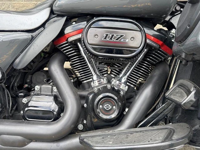 2018 Harley-Davidson, 25 036 km, dovoz Kanada — foto 4 z 5