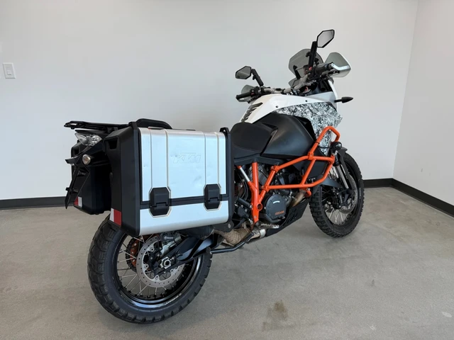 2016 KTM, 53 777 km, dovoz Kanada — foto 3 z 5