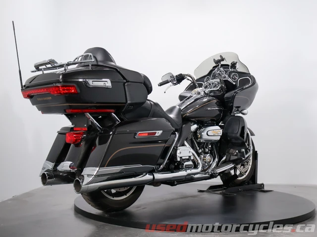 2017 Harley-Davidson, 24 605 km, dovoz Kanada — foto 3 z 5