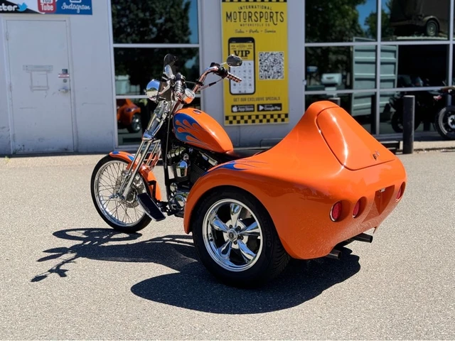 2002 Harley-Davidson, 9 321 km, dovoz Kanada — foto 5 z 5