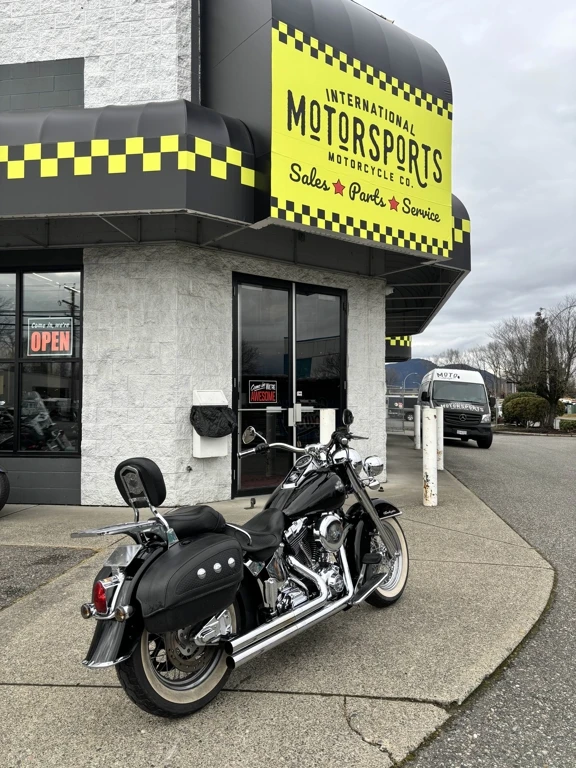 2005 Harley-Davidson, 20 505 km, dovoz Kanada — foto 2 z 5