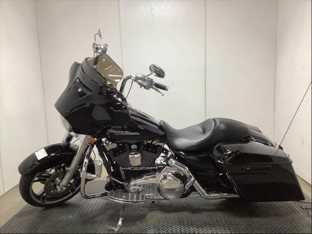 2015 Harley-Davidson, 1 km, dovoz Kanada — foto 3 z 5