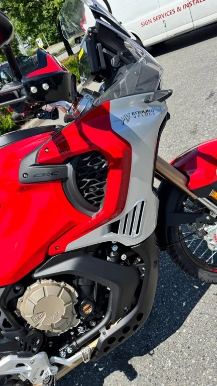 2024, 62 km, dovoz Kanada — foto 4 z 5