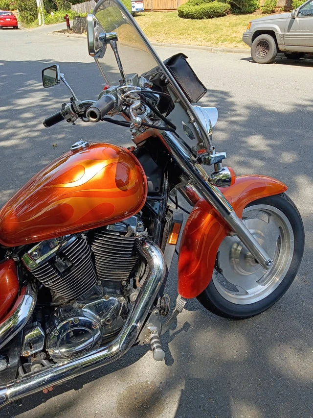 2002 Honda, 47 000 km, dovoz Kanada — foto 4 z 5
