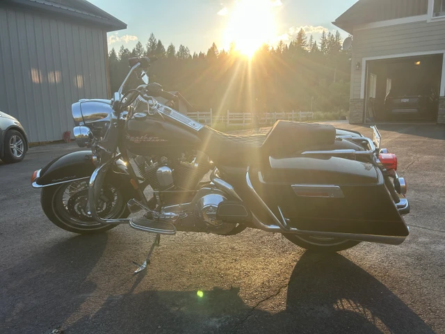 2002 Harley-Davidson, 63 000 km, dovoz Kanada — foto 4 z 5