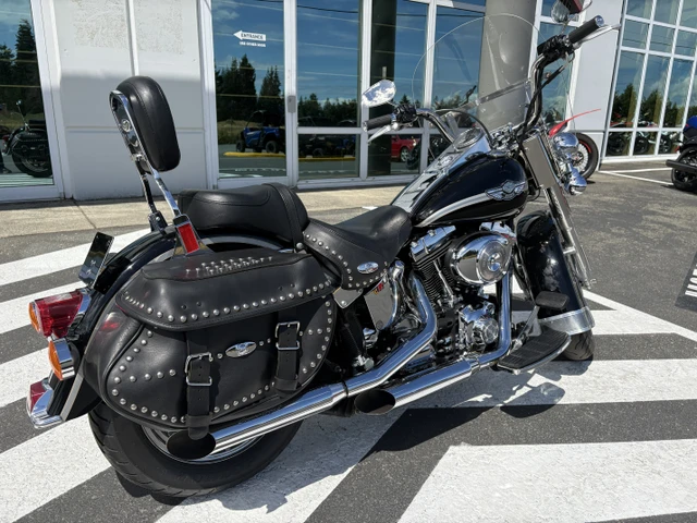 2003 Harley-Davidson, 44 276 km, dovoz Kanada — foto 2 z 5