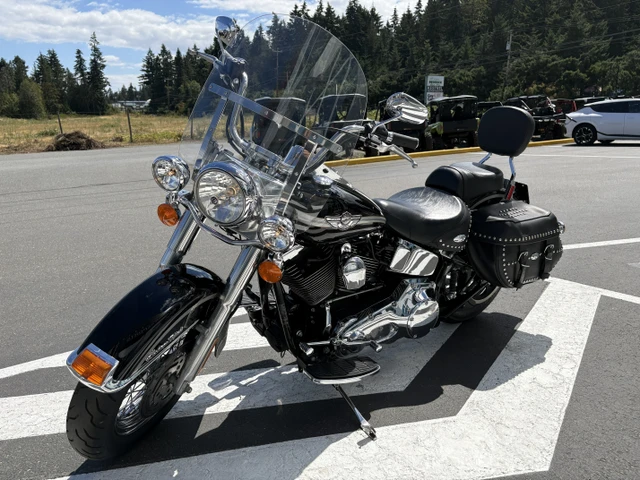 2003 Harley-Davidson, 44 276 km, dovoz Kanada — foto 4 z 5