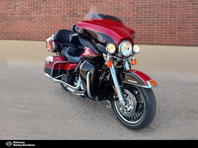 2011 Harley-Davidson, 88 486 km, dovoz Kanada — foto 3 z 5