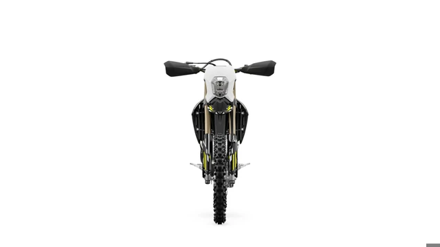 2026 Triumph, dovoz Kanada — foto 4 z 5