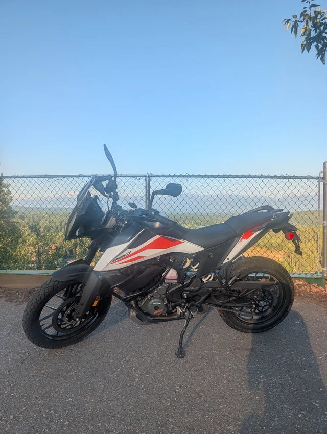 2021 KTM, 2 728 km, dovoz Kanada — foto 2 z 5