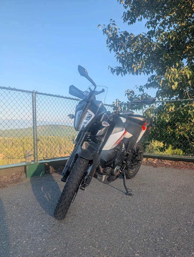 2021 KTM, 2 728 km, dovoz Kanada — foto 3 z 5