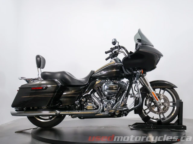 2016 Harley-Davidson, 34 835 km, dovoz Kanada — foto 2 z 5
