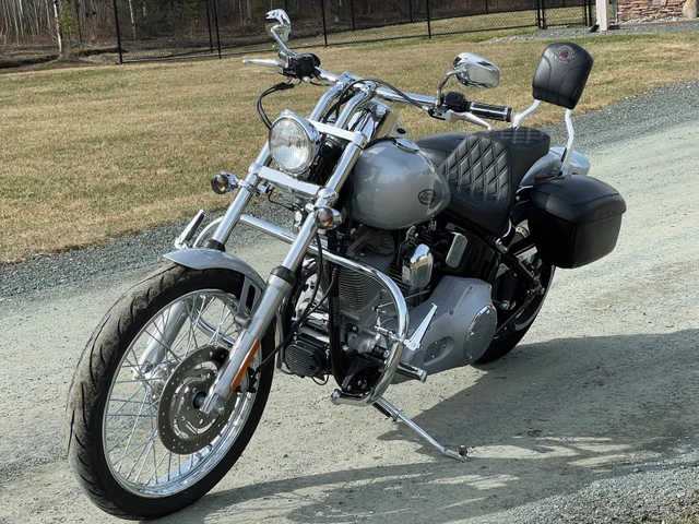 2004 Harley-Davidson, 27 000 km, dovoz Kanada — foto 4 z 5