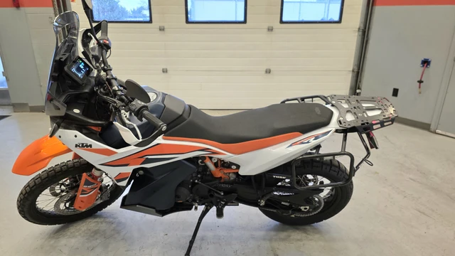 2023 KTM, 21 876 km, dovoz Kanada — foto 4 z 5