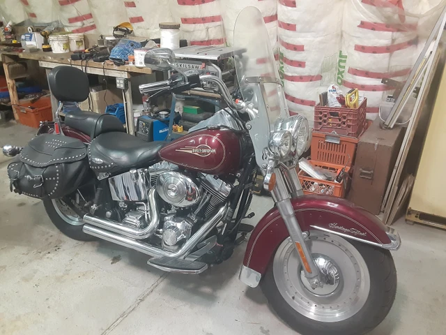 2005 Harley-Davidson, 25 000 km, dovoz Kanada — foto 2 z 3