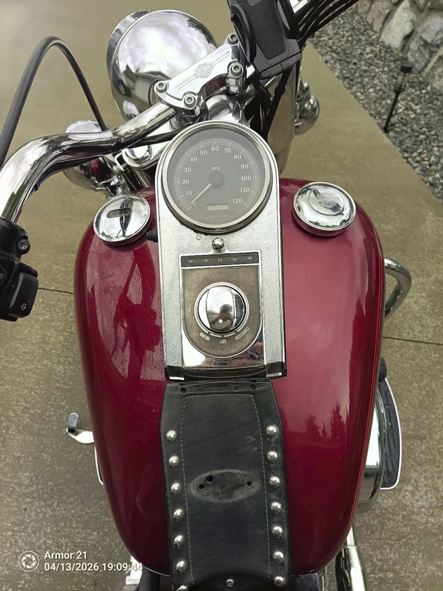 2000 Harley-Davidson, 95 000 km, dovoz Kanada — foto 5 z 5