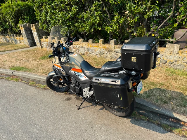 2016 Honda, 33 000 km, dovoz Kanada — foto 2 z 4
