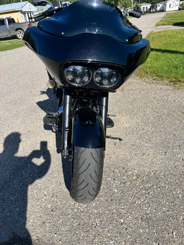 2009 Harley-Davidson, 15 000 km, dovoz Kanada — foto 2 z 3