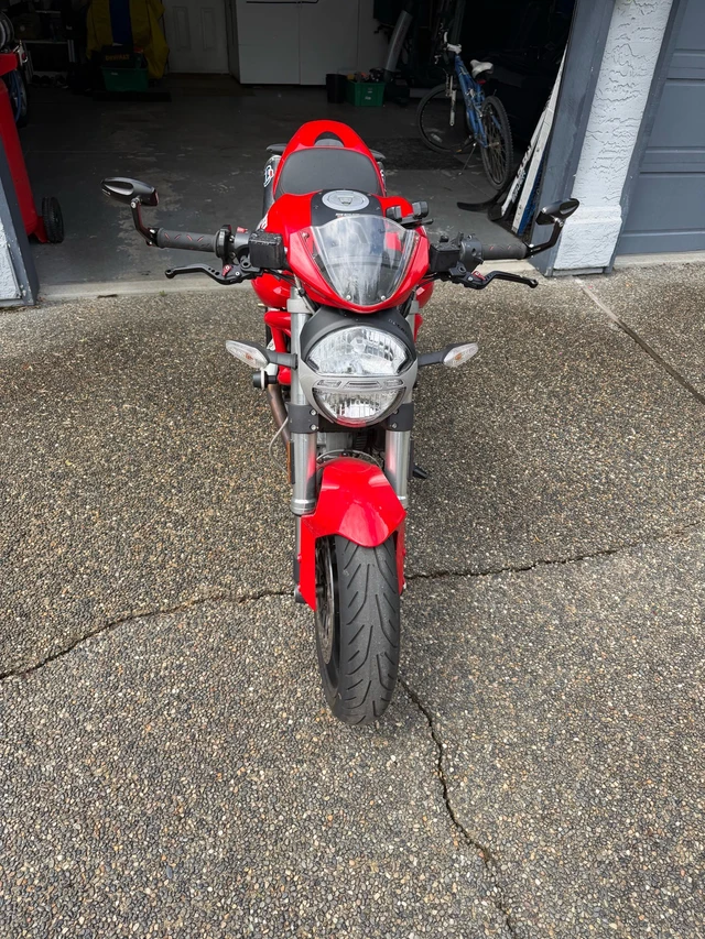 2009 Ducati, 10 960 km, dovoz Kanada — foto 4 z 5