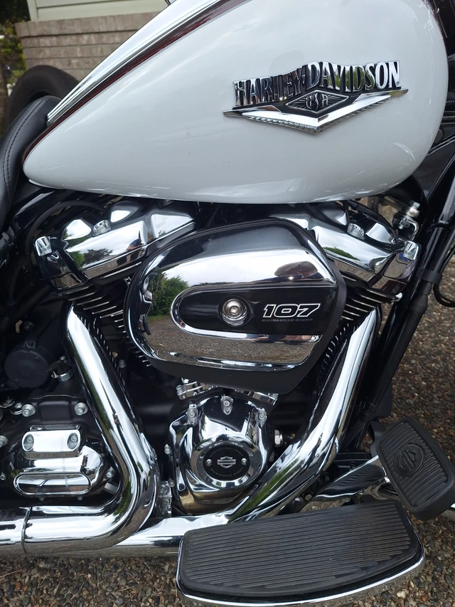 2021 Harley-Davidson, 14 000 km, dovoz Kanada — foto 2 z 5