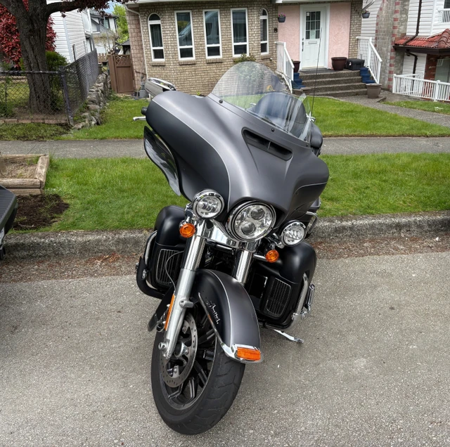 2017 Harley-Davidson, 16 000 km, dovoz Kanada — foto 4 z 5