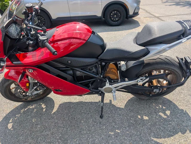 2024, 1 700 km, dovoz Kanada — foto 5 z 5