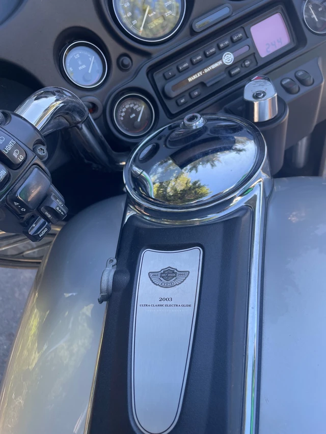2003 Harley-Davidson, 46 000 km, dovoz Kanada — foto 4 z 5