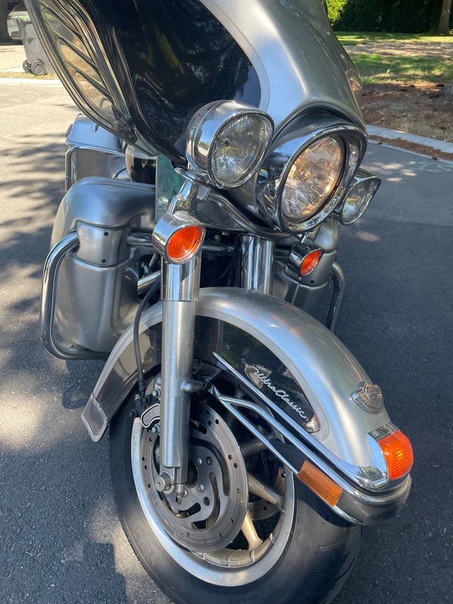 2003 Harley-Davidson, 46 000 km, dovoz Kanada — foto 5 z 5