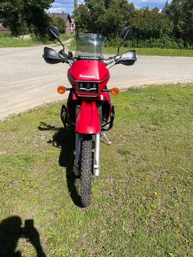 2005, 48 000 km, dovoz Kanada — foto 2 z 3