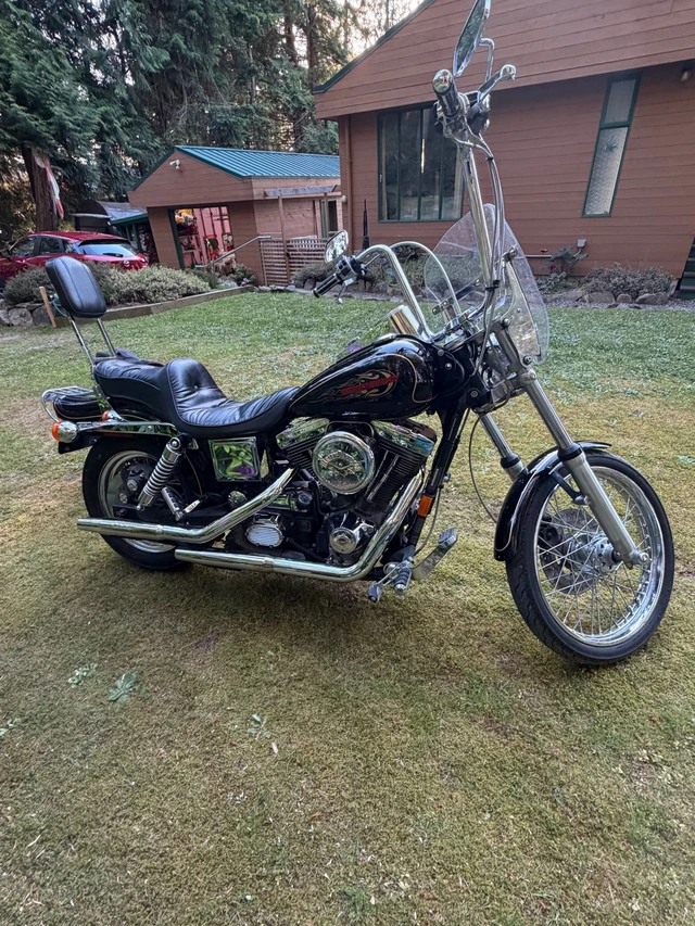 1997 Harley-Davidson, 23 071 km, dovoz Kanada — foto 3 z 5