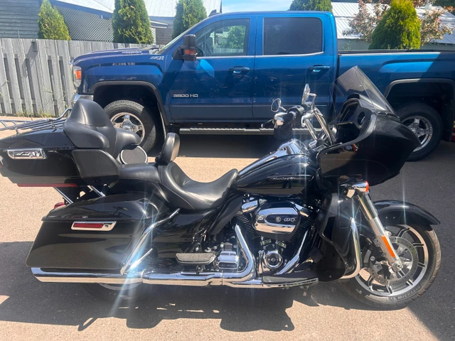 2019 Harley-Davidson, 40 000 km, dovoz Kanada — foto 2 z 3